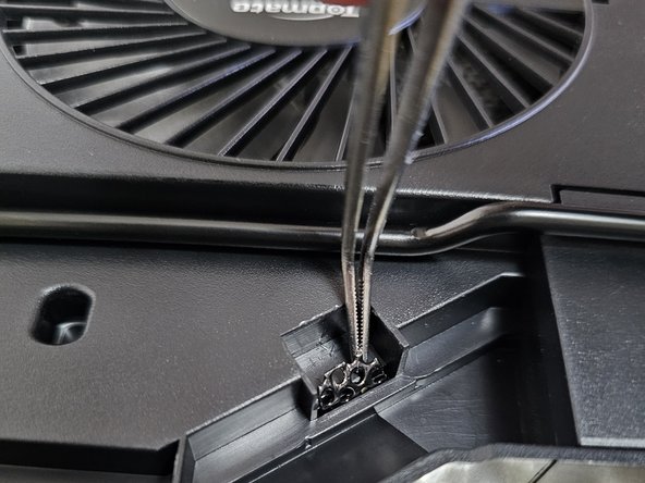 TopMate C11 Fan Replacement: шаг 4, изображение 2 из 3