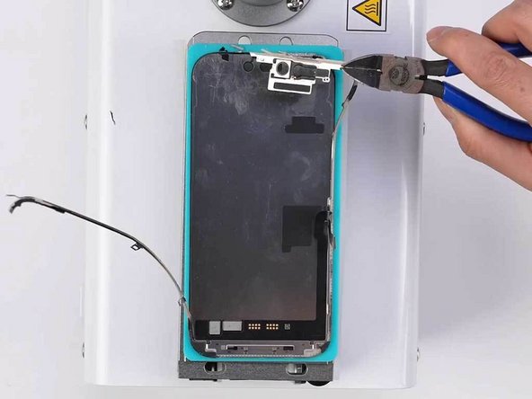 iPhone 16 Pro Screen Refurbishment