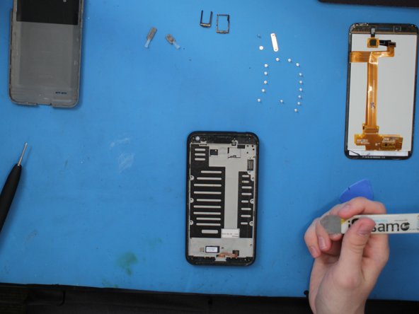 Alcatel Go Play (7048W) Teardown, Screws!: crwdns2935265:010crwdnd2935265:02crwdnd2935265:02crwdne2935265:0