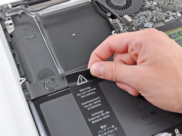 MacBook Pro 17" Unibody Subwoofer & Right Speaker Replacement: crwdns2935265:014crwdnd2935265:02crwdnd2935265:02crwdne2935265:0