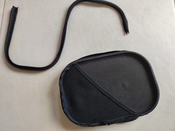 Bose QuietComfort 35 Case Zipper Replacement: crwdns2935265:017crwdnd2935265:03crwdnd2935265:03crwdne2935265:0