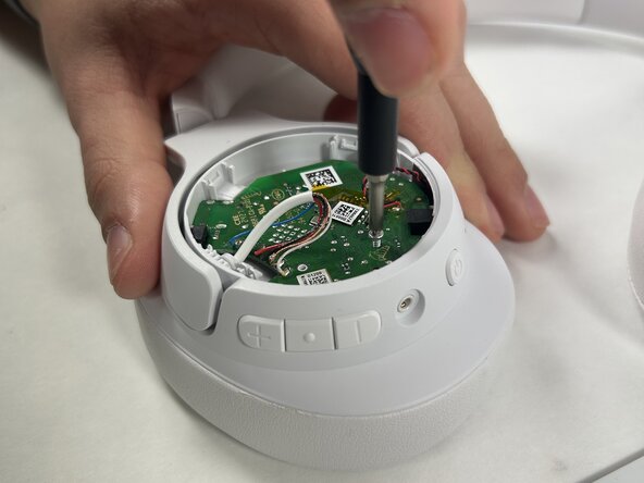 JBL Tune 720BT Charging Port Replacement: crwdns2935265:02crwdnd2935265:02crwdnd2935265:02crwdne2935265:0