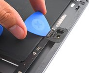iPad 8 LTE Logic Board Replacement