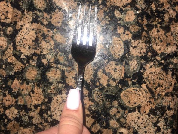 How to Fix Bent Silverware: 6 단계, 이미지 2개 중 2개