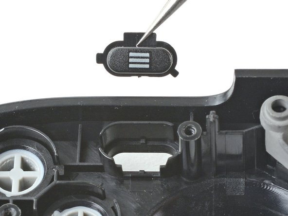 Steam Deck Front Shell Replacement, Remove the menu button: crwdns2935265:093crwdnd2935265:02crwdnd2935265:02crwdne2935265:0