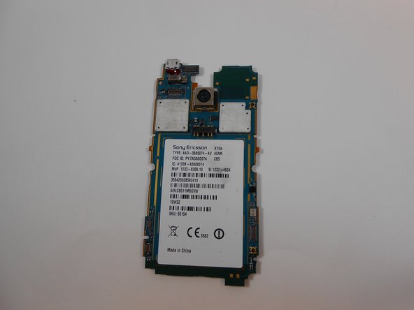 Sony Ericsson Xperia X10 Camera Replacement: adım 6, 2 resimden 2.