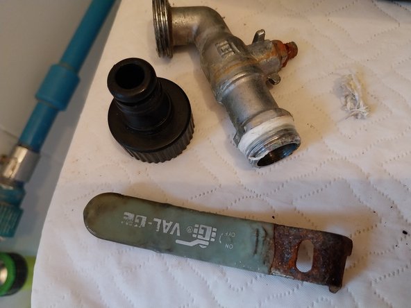 Substitution of faucet strainer, or washroom.: crwdns2935265:04crwdnd2935265:02crwdnd2935265:02crwdne2935265:0