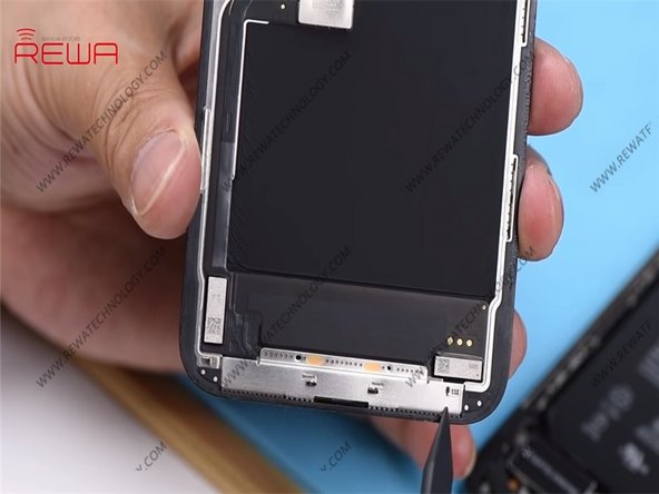 iPhone 11 Pro拆解, iPhone 11 Pro拆解: 步骤 3 中的图像 1，1