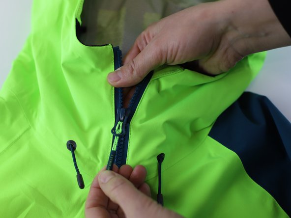 How to replace a zipper slider, Replace the zip puller: crwdns2935265:06crwdnd2935265:03crwdnd2935265:03crwdne2935265:0