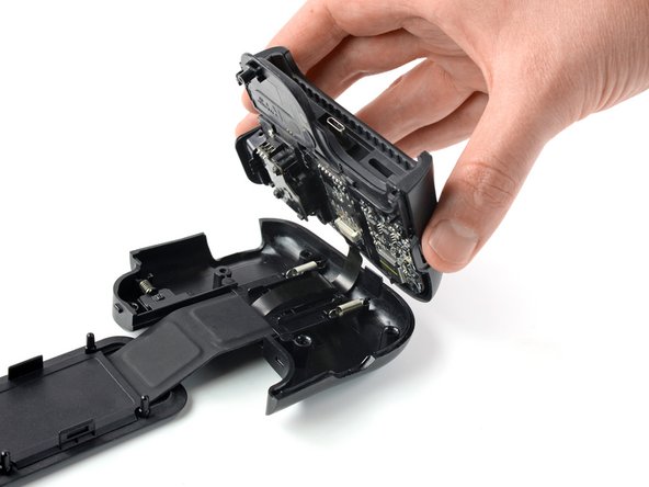 How to Open the Razer Kishi: crwdns2935265:05crwdnd2935265:02crwdnd2935265:03crwdne2935265:0