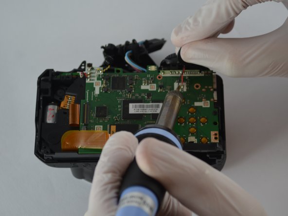 Fujifilm FinePix S8630 Speaker Replacement: crwdns2935265:010crwdnd2935265:02crwdnd2935265:03crwdne2935265:0