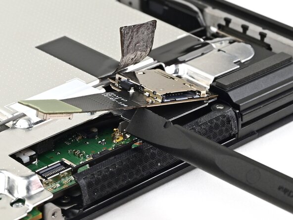 Nintendo Switch 2 MicroSD Card Reader Replacement: crwdns2935265:024crwdnd2935265:02crwdnd2935265:02crwdne2935265:0