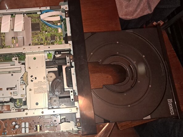 Pioneer DVL-V888 Laserdisc Player Rubber Belt Replacement: crwdns2935265:04crwdnd2935265:02crwdnd2935265:02crwdne2935265:0