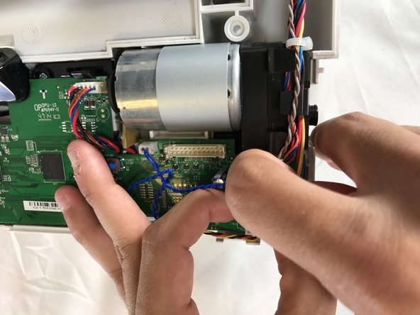 Neato Botvac D75 LCD Screen Replacement: crwdns2935265:012crwdnd2935265:03crwdnd2935265:03crwdne2935265:0