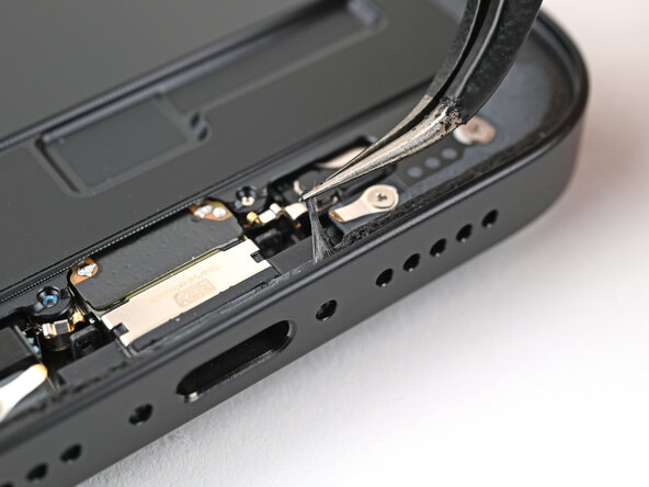 iPhone 16e Screen Replacement