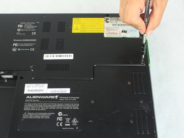 Alienware Aurora M9700 RAM Replacement: crwdns2935265:03crwdnd2935265:02crwdnd2935265:03crwdne2935265:0