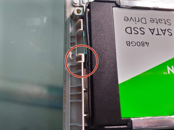 Lenovo Ideapad 320-14ISK Hard Drive Replacement, Remove existing disk drive: crwdns2935265:04crwdnd2935265:02crwdnd2935265:03crwdne2935265:0