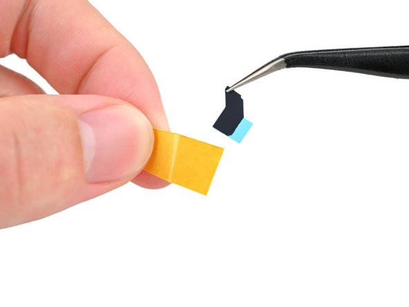 Google Pixel 9 Pro Fold 5G mmWave Antenna Replacement, Apply new adhesive: 48 단계, 이미지 2개 중 2개