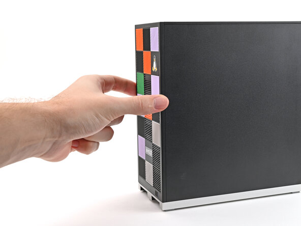 Framework Desktop DIY Edition Quick Start Guide, Install the Front Panel: crwdns2935265:039crwdnd2935265:03crwdnd2935265:03crwdne2935265:0