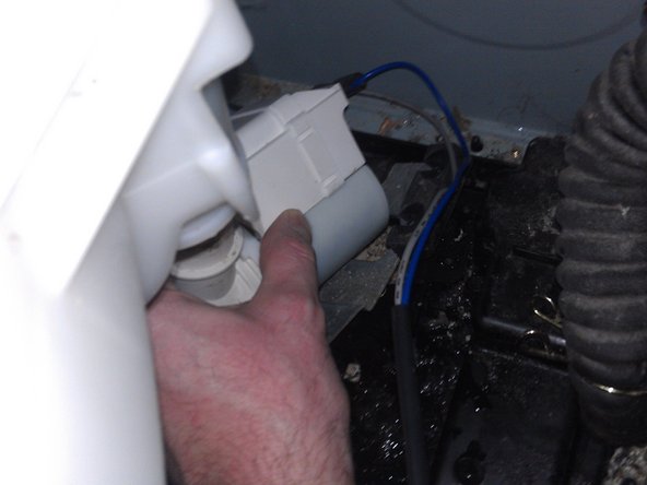 Repairing GE Washer WPGT9350COPL Drain Pump: crwdns2935265:03crwdnd2935265:03crwdnd2935265:03crwdne2935265:0