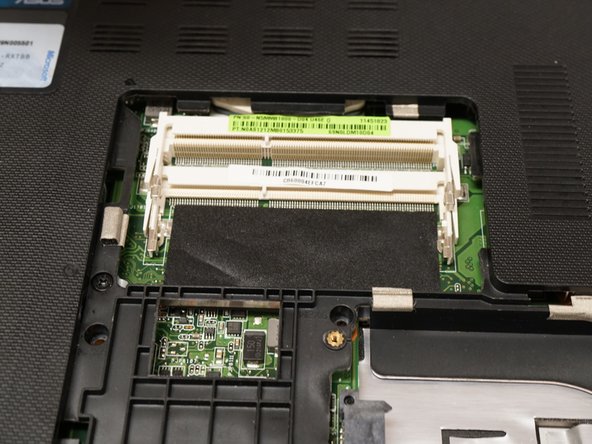 ASUS U46E-RAL7 RAM Replacement: crwdns2935265:05crwdnd2935265:02crwdnd2935265:02crwdne2935265:0