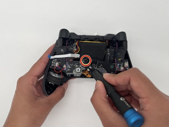 ASUS ROG Raikiri Pro Joystick Cover Replacement: crwdns2935265:05crwdnd2935265:02crwdnd2935265:02crwdne2935265:0