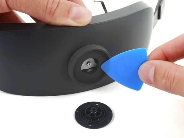 HTC Vive XR Elite Headstraps Replacement, Remove the adjustment dial screw spacer: crwdns2935265:034crwdnd2935265:03crwdnd2935265:03crwdne2935265:0