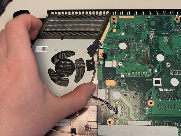 Asus M570D Mainboard tauschen, CPU-Kühler entnehmen: Schritt 19, Bild 1 von 1