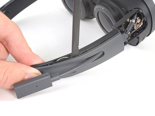 HTC Vive XR Elite Motion Sensor Replacement, Remove the outer temple: crwdns2935265:010crwdnd2935265:03crwdnd2935265:03crwdne2935265:0