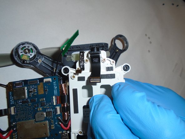 AEE Mach 1 Camera Replacement: passo 9, immagine 2 di 3