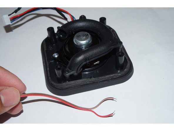 Modal MD-SPBT01 Speaker Wiring Replacement: crwdns2935265:06crwdnd2935265:02crwdnd2935265:02crwdne2935265:0