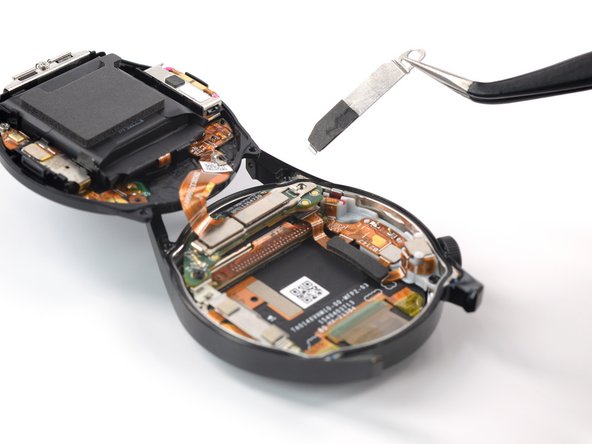 Huawei Watch GT 3 Motherboard & Daughterboard Replacement, Remove the battery connector bracket: crwdns2935265:07crwdnd2935265:03crwdnd2935265:03crwdne2935265:0