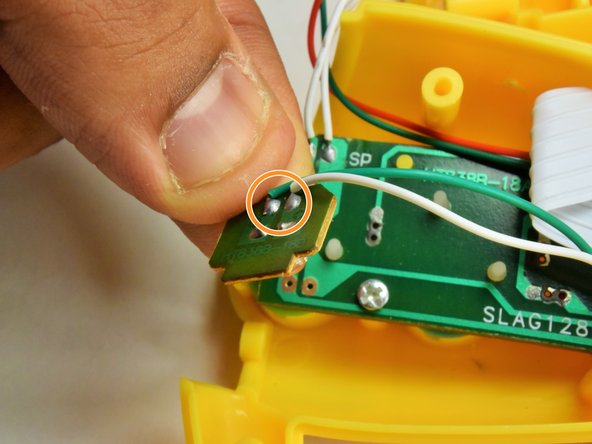 VTech Spin and Learn Color Flashlight Light Bulb Replacement, Light Bulb: step 6, image 3 of 3