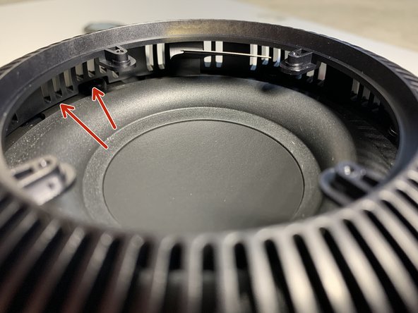 HomePod Disassembly, Separating the Top: step 9, image 2 of 3