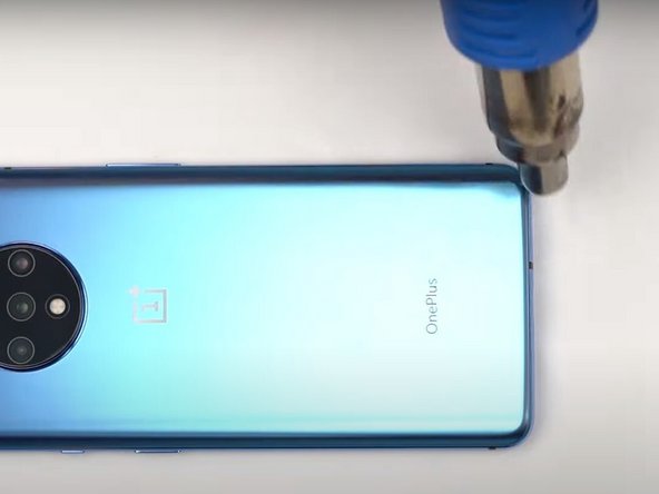 OnePlus 7T  Battery Cover Replacement: crwdns2935265:02crwdnd2935265:02crwdnd2935265:02crwdne2935265:0