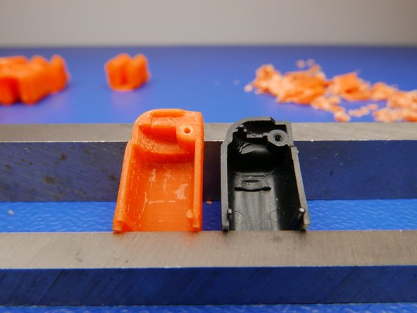 Panasonic Lumix DMC-GH3 LCD Hinge Cover Replacement: crwdns2935265:017crwdnd2935265:03crwdnd2935265:03crwdne2935265:0