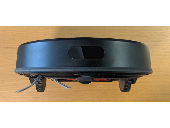 Teardown of Roborock Q7 TF+ robot, Overview front and rear view: step 2, image 1 of 2