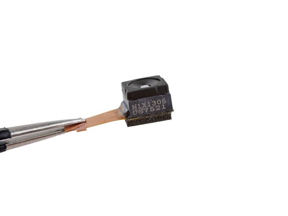 HTC One Teardown: crwdns2935265:014crwdnd2935265:02crwdnd2935265:02crwdne2935265:0