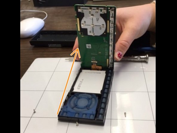 SiriusXM Onyx EZ Main Board Replacement: crwdns2935265:03crwdnd2935265:02crwdnd2935265:02crwdne2935265:0