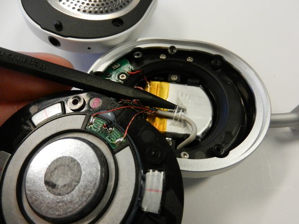 Master and Dynamic MW50 Battery Replacement, Battery: crwdns2935265:04crwdnd2935265:02crwdnd2935265:02crwdne2935265:0