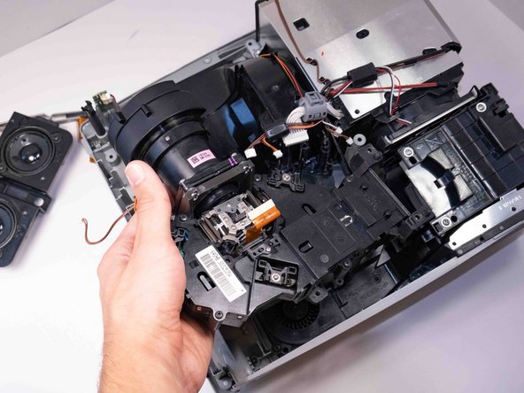 Hitachi CP-X2010N Lens Replacement: crwdns2935265:018crwdnd2935265:02crwdnd2935265:03crwdne2935265:0