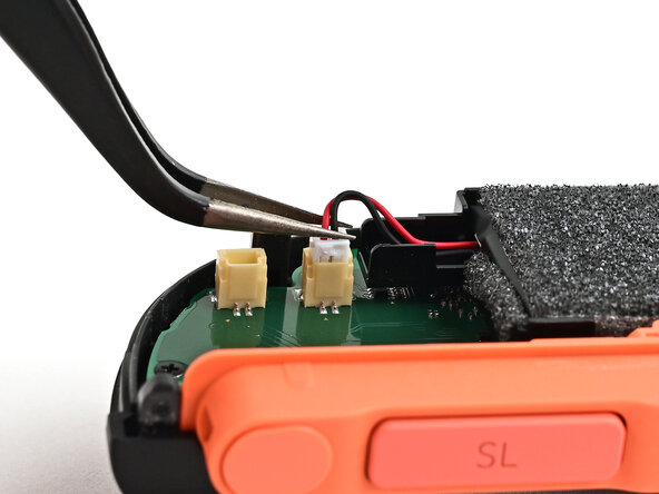 Joy-Con 2 (Right) Battery Replacement, Connect the battery: crwdns2935265:019crwdnd2935265:03crwdnd2935265:03crwdne2935265:0