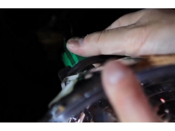 How to Install a LED Headlights on Jeep Wrangler: crwdns2935265:04crwdnd2935265:02crwdnd2935265:03crwdne2935265:0