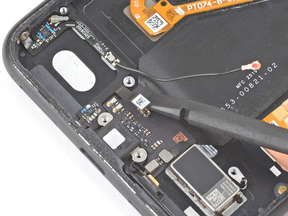 Google Pixel 4 XL Screen Replacement, Isolate the charging assembly: crwdns2935265:053crwdnd2935265:02crwdnd2935265:02crwdne2935265:0