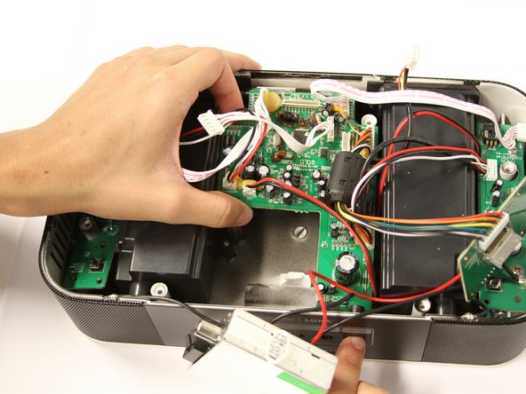 XtremeMac Luna Motherboard Replacement: crwdns2935265:09crwdnd2935265:02crwdnd2935265:03crwdne2935265:0