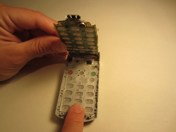 Kyocera Marbl K127 Keyboard Replacement, Install the new keyboard.: crwdns2935265:05crwdnd2935265:02crwdnd2935265:03crwdne2935265:0