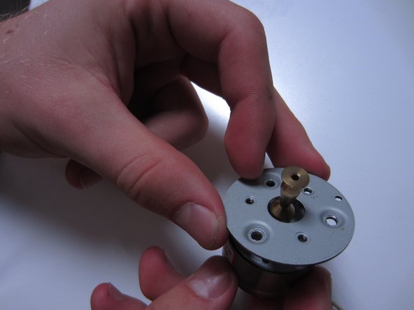 Teac DC-D2831 Motor Replacement: crwdns2935265:03crwdnd2935265:02crwdnd2935265:03crwdne2935265:0