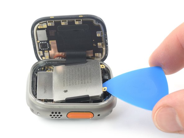 Apple Watch Ultra Battery Replacement, Remove the battery: crwdns2935265:019crwdnd2935265:02crwdnd2935265:03crwdne2935265:0