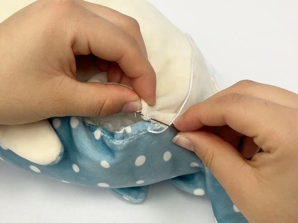 How to Restuff a Plushie: crwdns2935265:09crwdnd2935265:03crwdnd2935265:03crwdne2935265:0