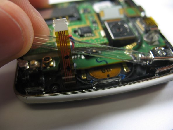 LG Vu CU920 Speaker Replacement, Bezel and External Casing: crwdns2935265:013crwdnd2935265:02crwdnd2935265:02crwdne2935265:0